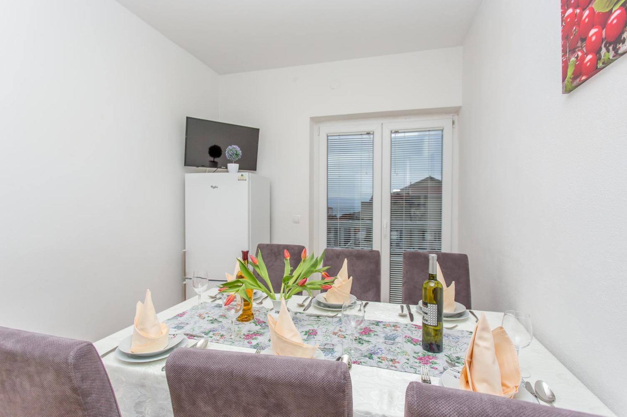 Apartments Grepo Sljeme Makarska Kamer foto